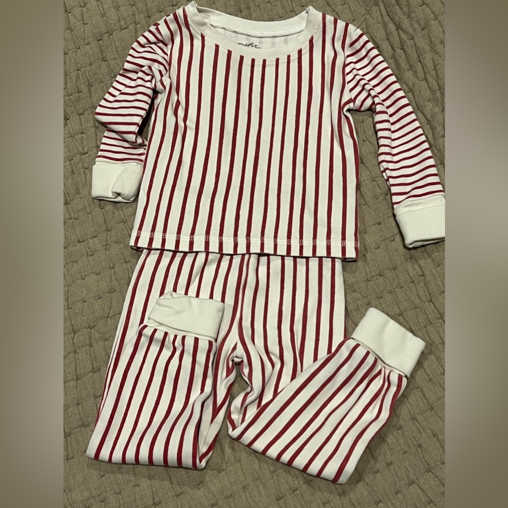 Like new Pehr pajamas